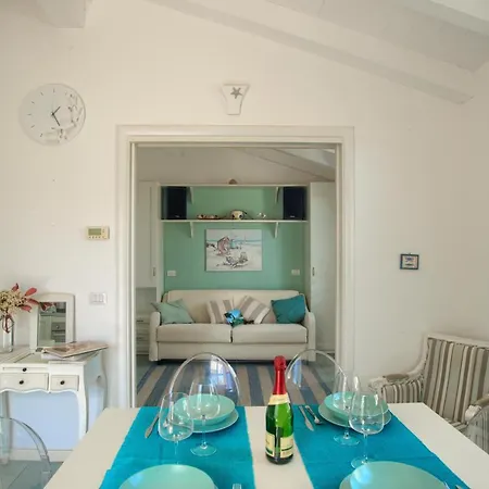 Casa Con Piscina, Vista Mare, Patio Privato, Ac, Posto Auto E Wi-fi Ferienhaus