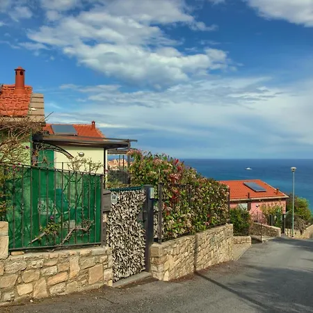 Semesterbostad Casa Con Piscina, Vista Mare, Patio Privato, Ac, Posto Auto E Wi-fi *