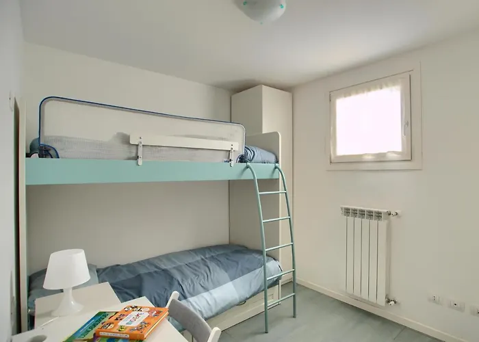 Casa Con Piscina, Vista Mare, Patio Privato, Ac, Posto Auto E Wi-fi Semesterbostad Imperia