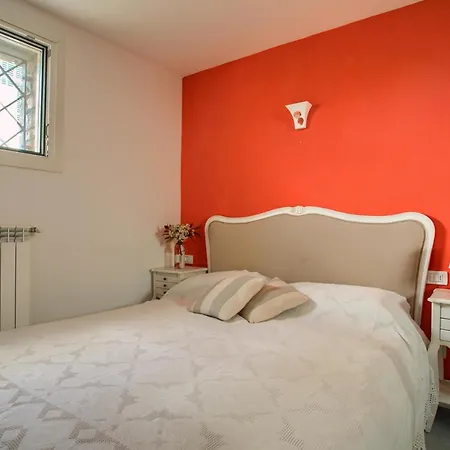 Casa Con Piscina, Vista Mare, Patio Privato, Ac, Posto Auto E Wi-fi