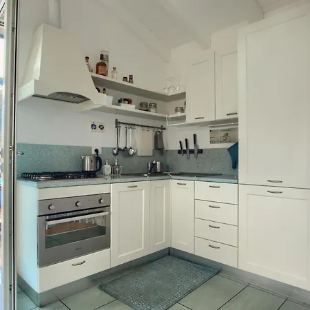 Casa Con Piscina, Vista Mare, Patio Privato, Ac, Posto Auto E Wi-fi 度假居 因佩里亚
